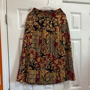 NWE Elegant Floral Patterned Skirt size 6
